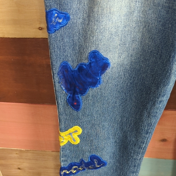 Vibrant Straight Leg Jeans with Colorful Patches - Picture 4 of 5